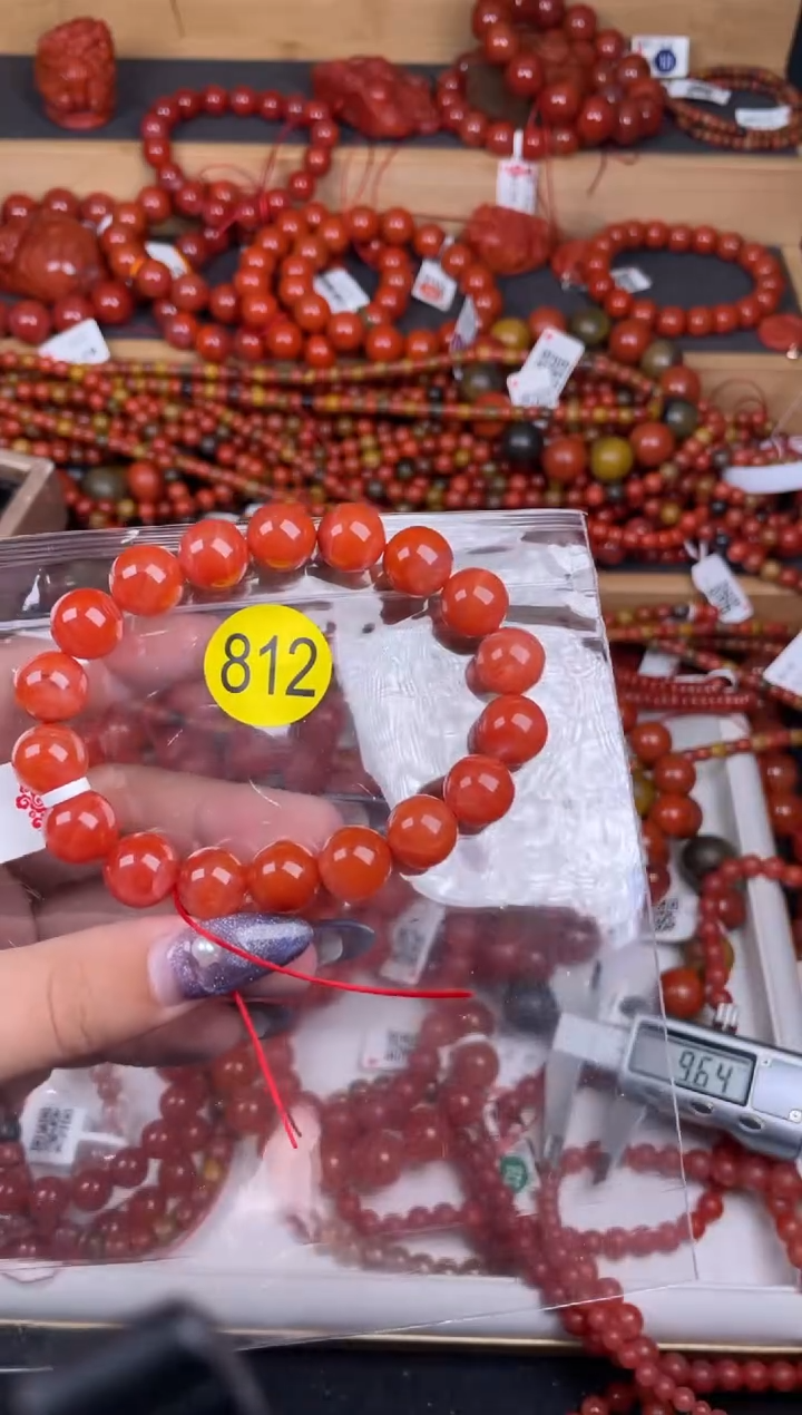 【闪购商品】南红玛瑙珠宝奇石未镶嵌812-11