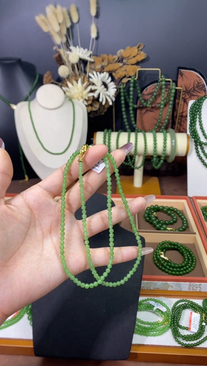 【闪购商品】和田玉（碧玉）颈饰未镶嵌4果绿无矿毛衣链