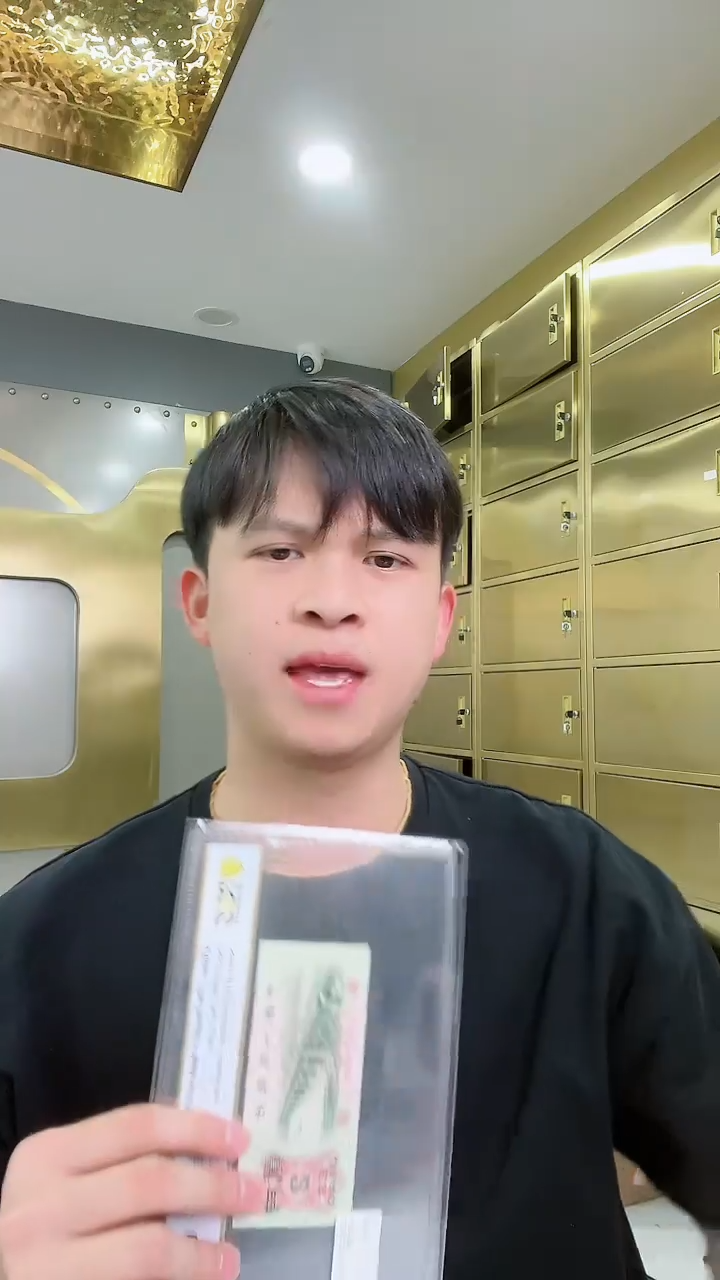 【闪购商品】PCGS评级-钛白祥云单张69分不挑