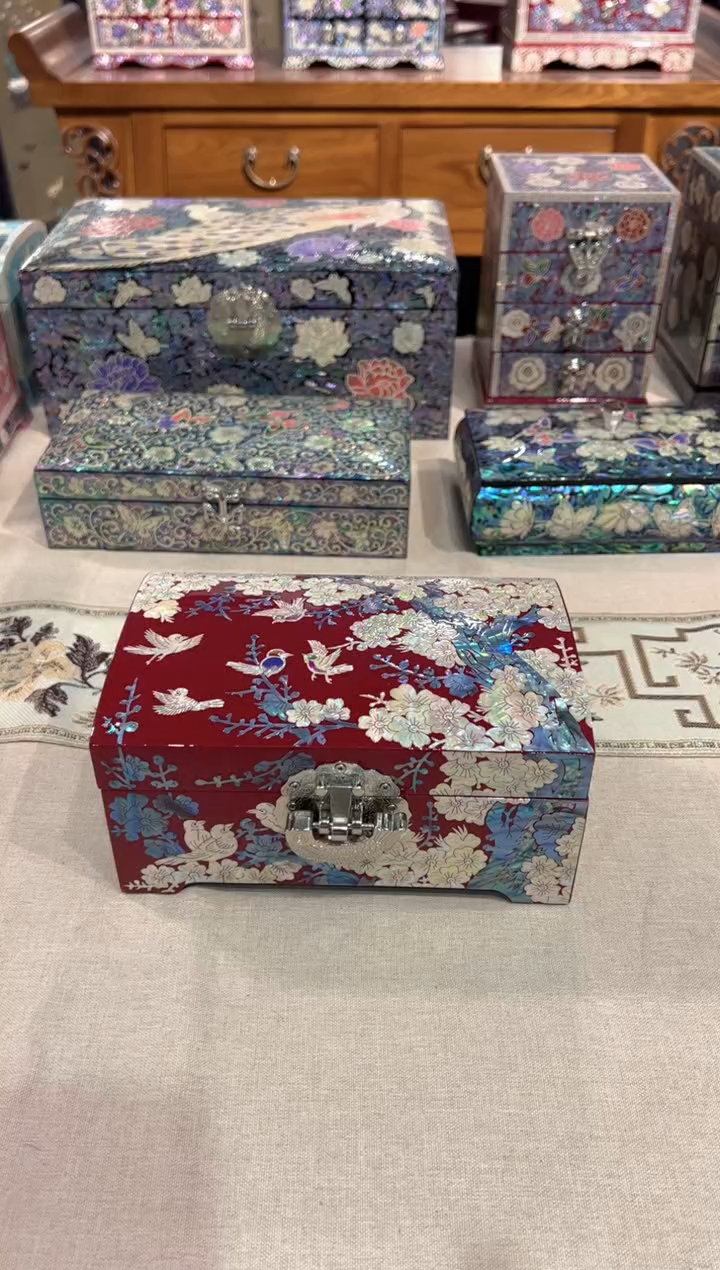 【闪购商品】鱼锁绒布底弘贝雅螺钿漆器文化馆