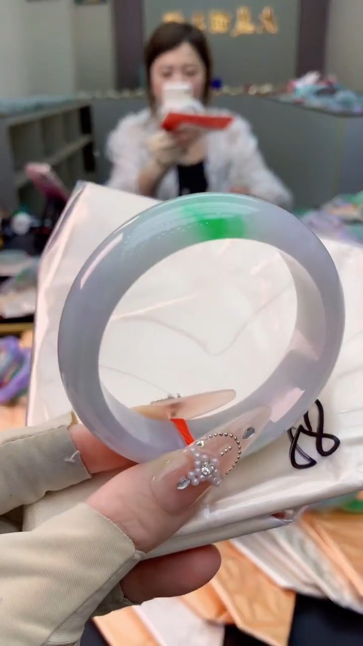 未镶嵌手镯翡翠0601330199