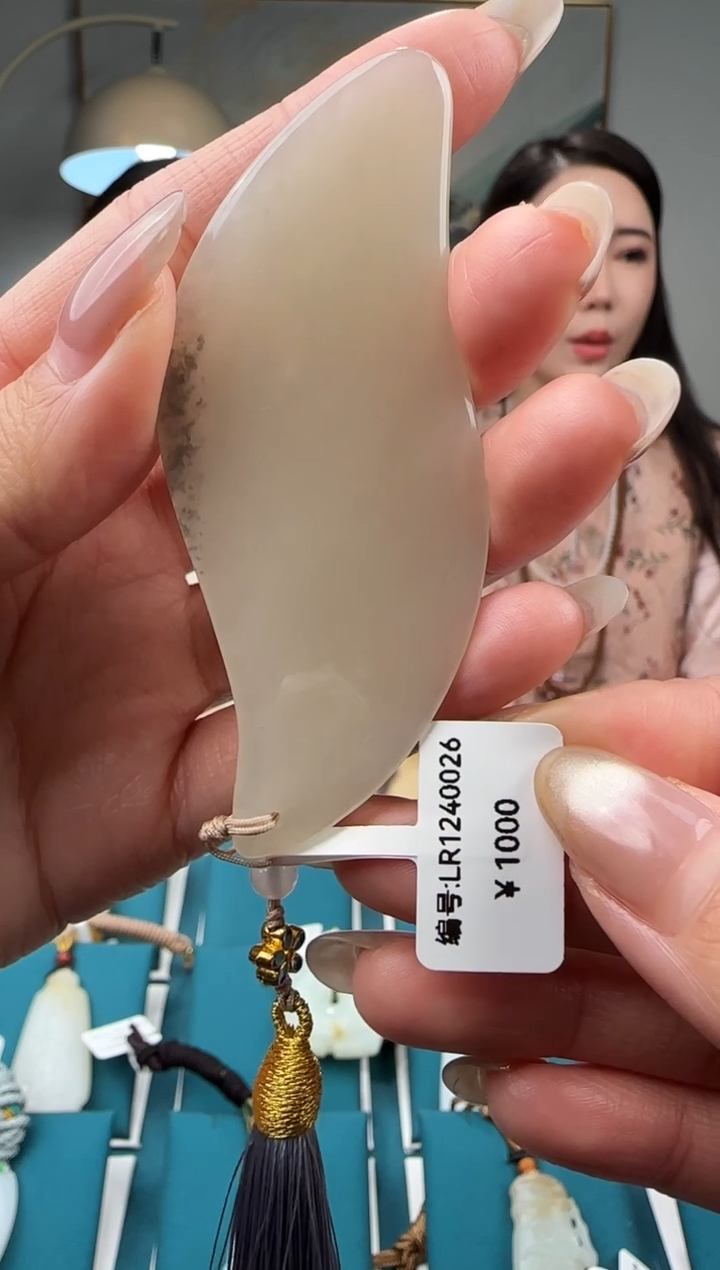 颈饰未镶嵌和田玉糖**姐LR