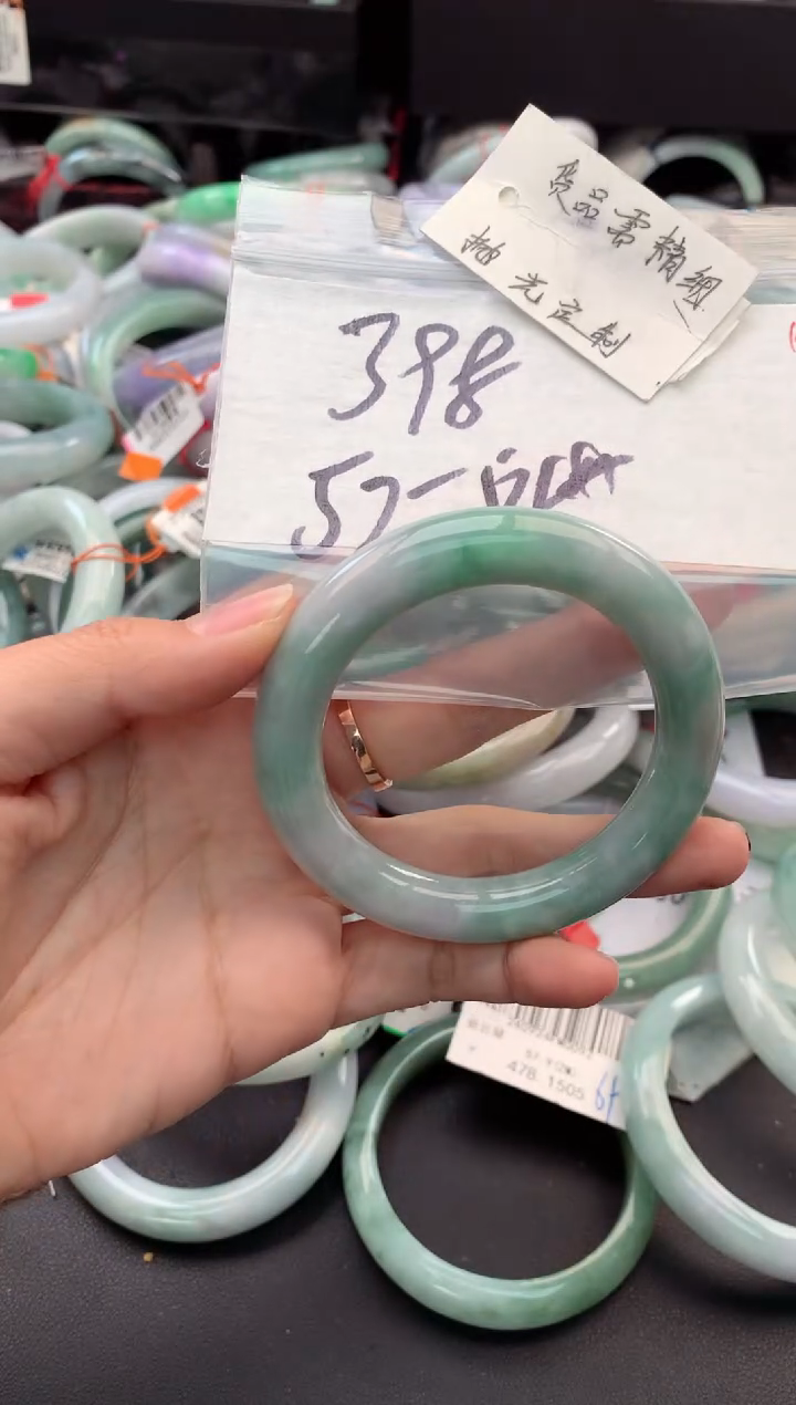 【闪购商品】定制翡翠未镶嵌毛货需精细抛光+多人