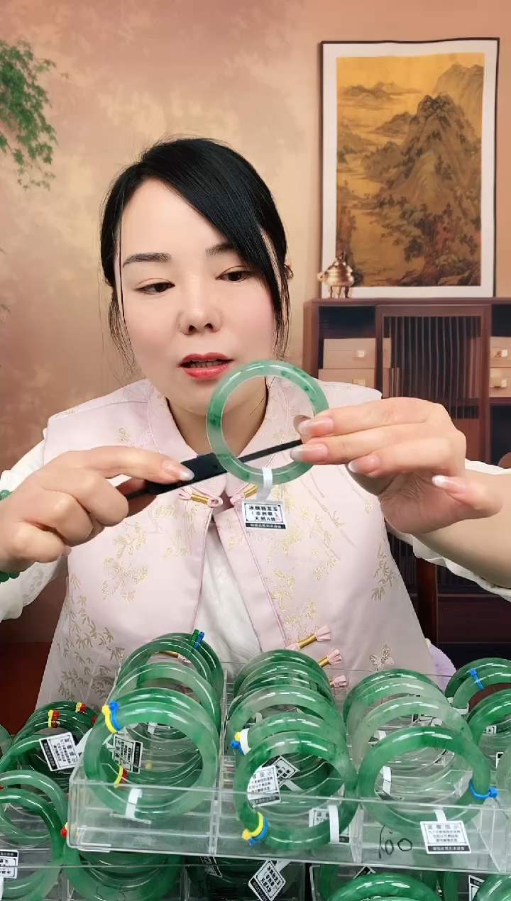 【闪购商品】石英质玉手镯合金40