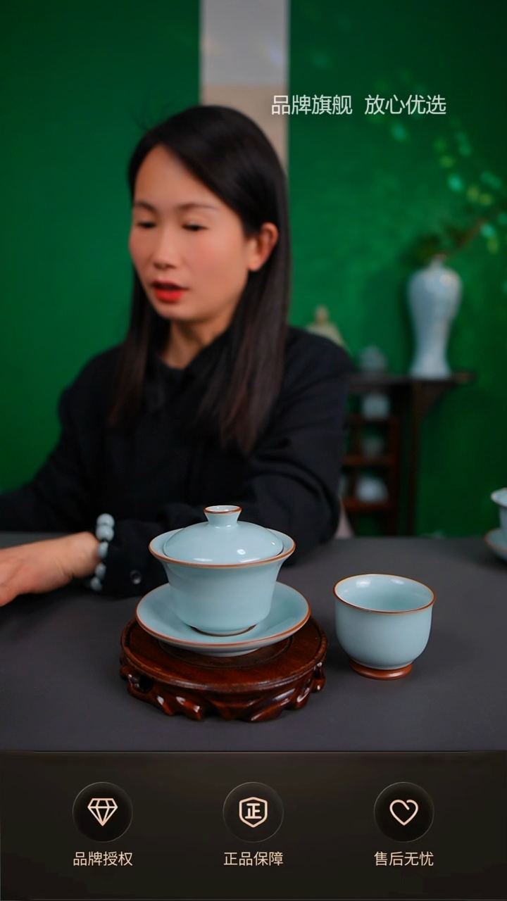 【闪购商品】一级天青晓月敞口马蹄盖碗送美人杯