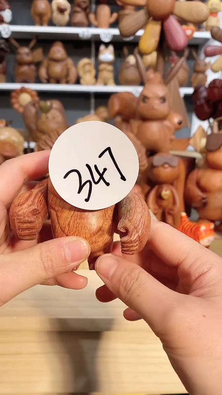【闪购商品】木木雕摆件可爱卡通