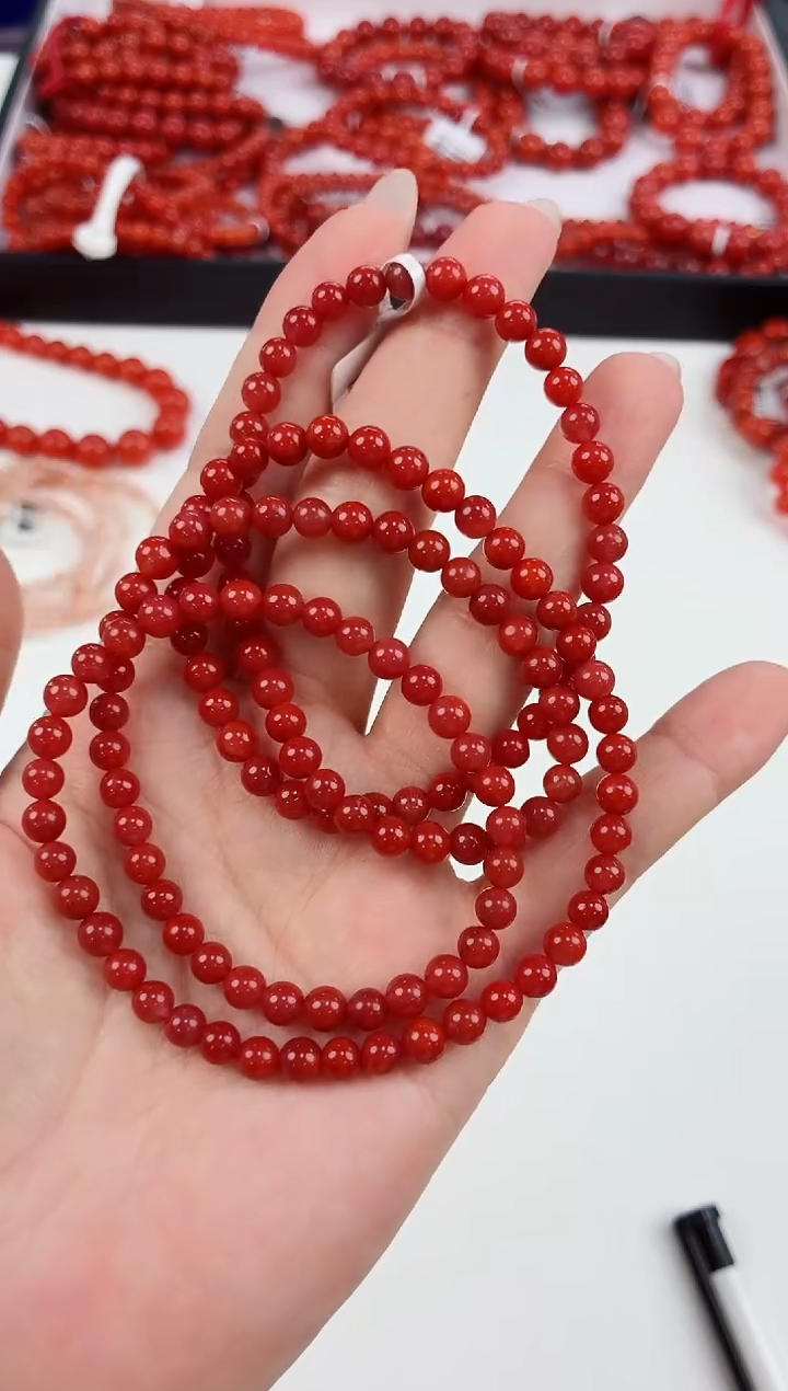 南红玛瑙锦红多圈5+未镶嵌一个/条