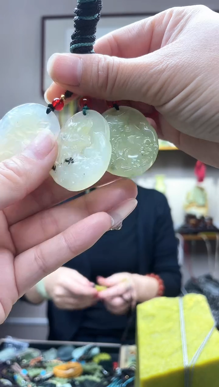 未镶嵌岫玉吊坠多样性发货拍一发一