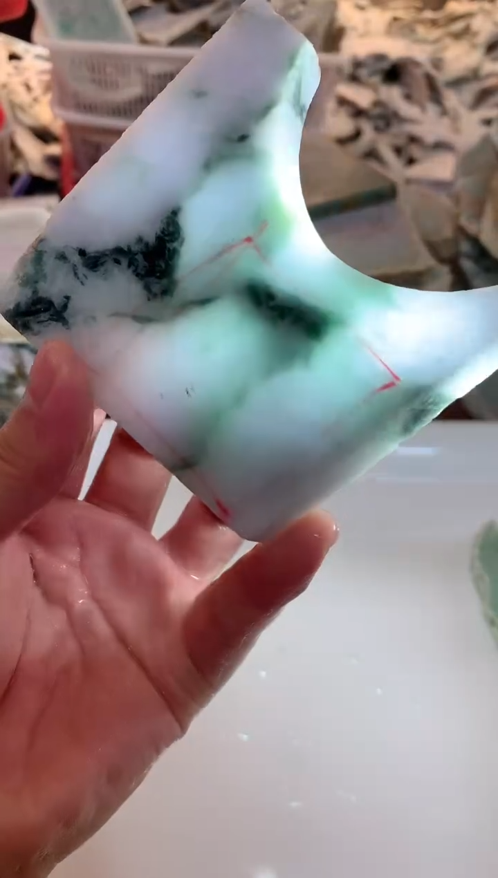 翡翠未镶嵌挂件0朱0翡翠珠宝462