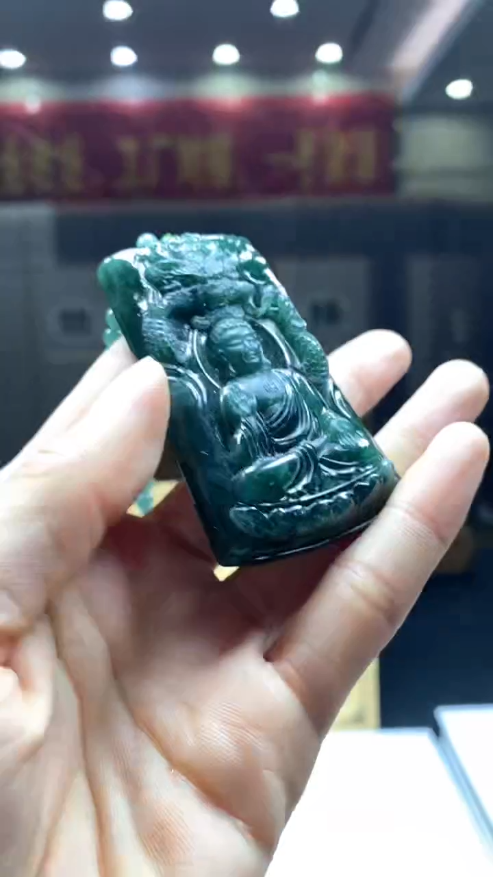 【闪购商品】翡翠颈饰未镶嵌********171