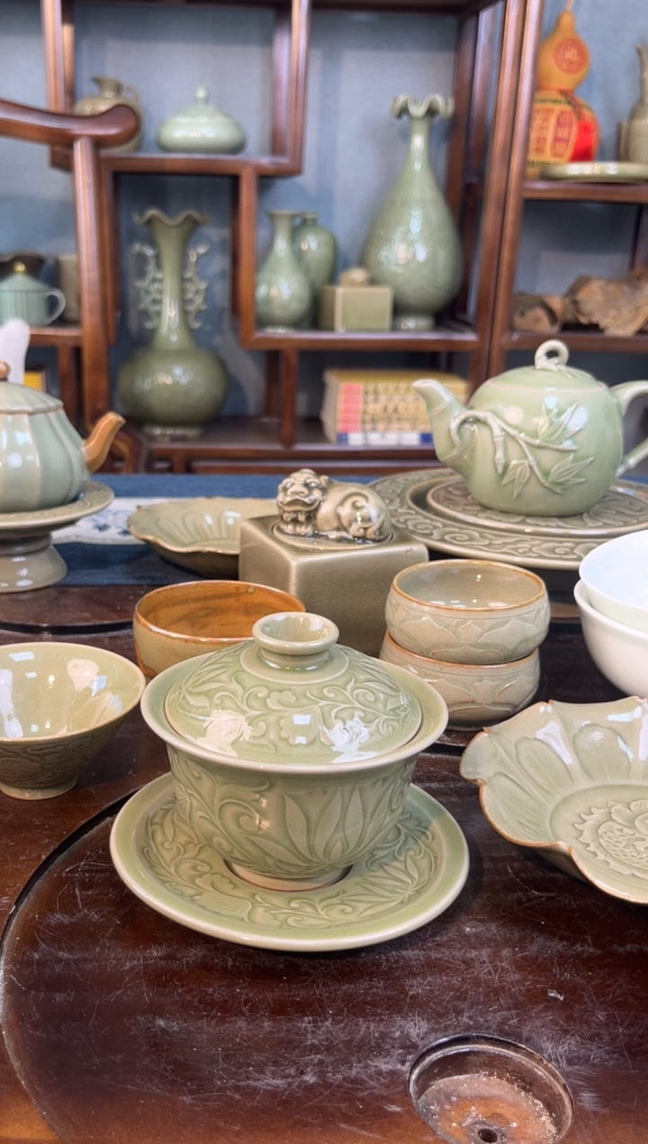 盖碗青瓷莲纹元宝三才盖碗福利全品150CC