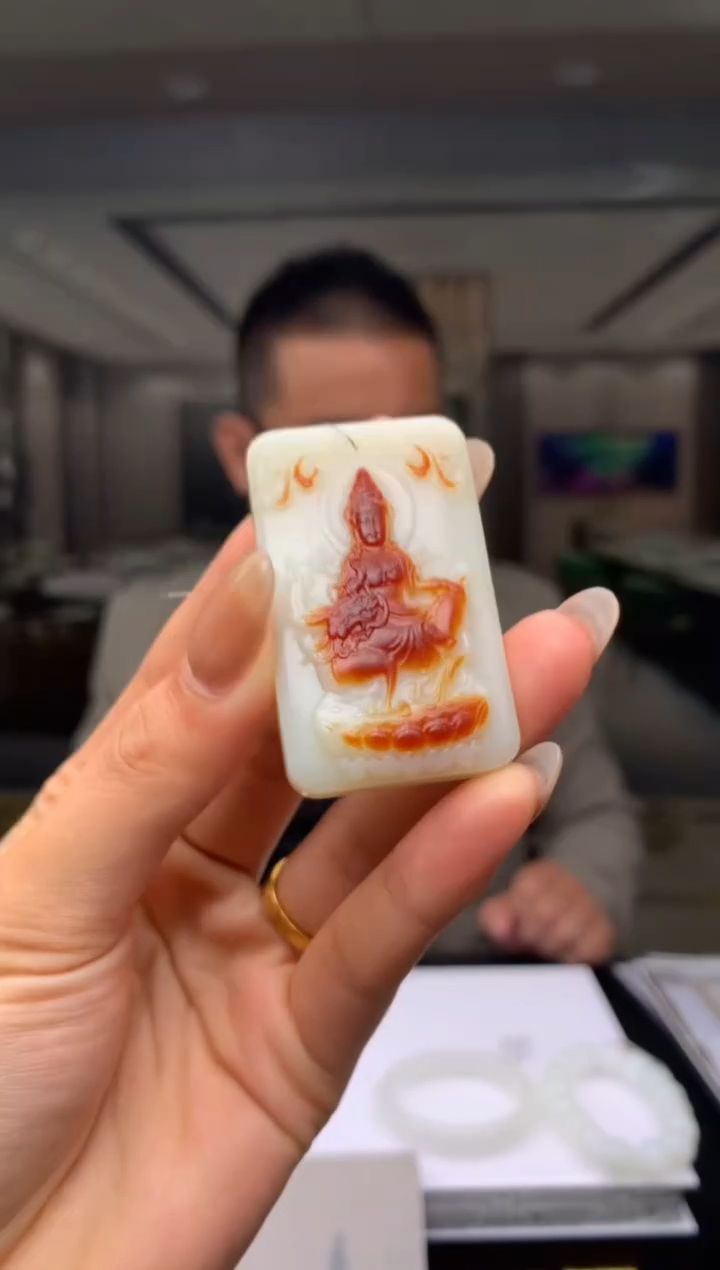 【闪购商品】定制和田玉Boss阳天然和田玉（拍一发一）