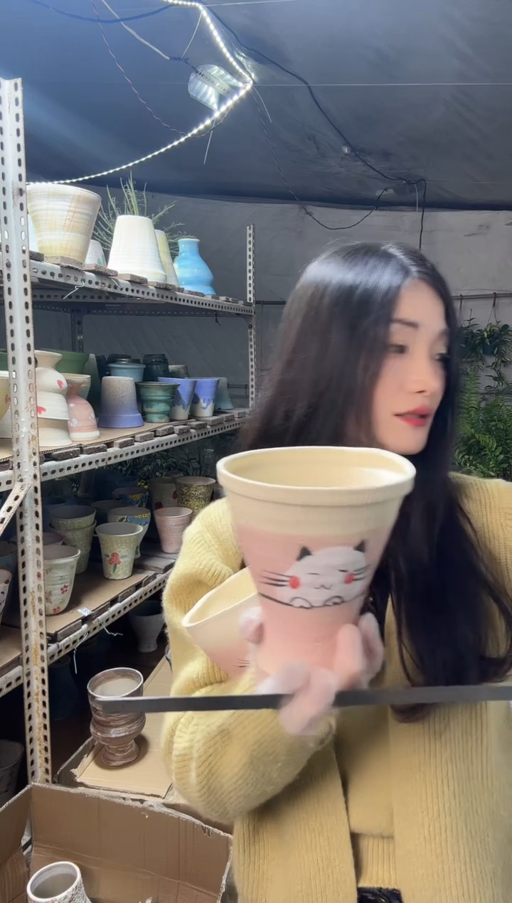 无花朵编号  764  景德镇手工手绘花盆