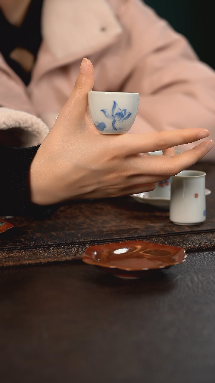 【闪购商品】杯聚澜堂亭亭玉立缸杯