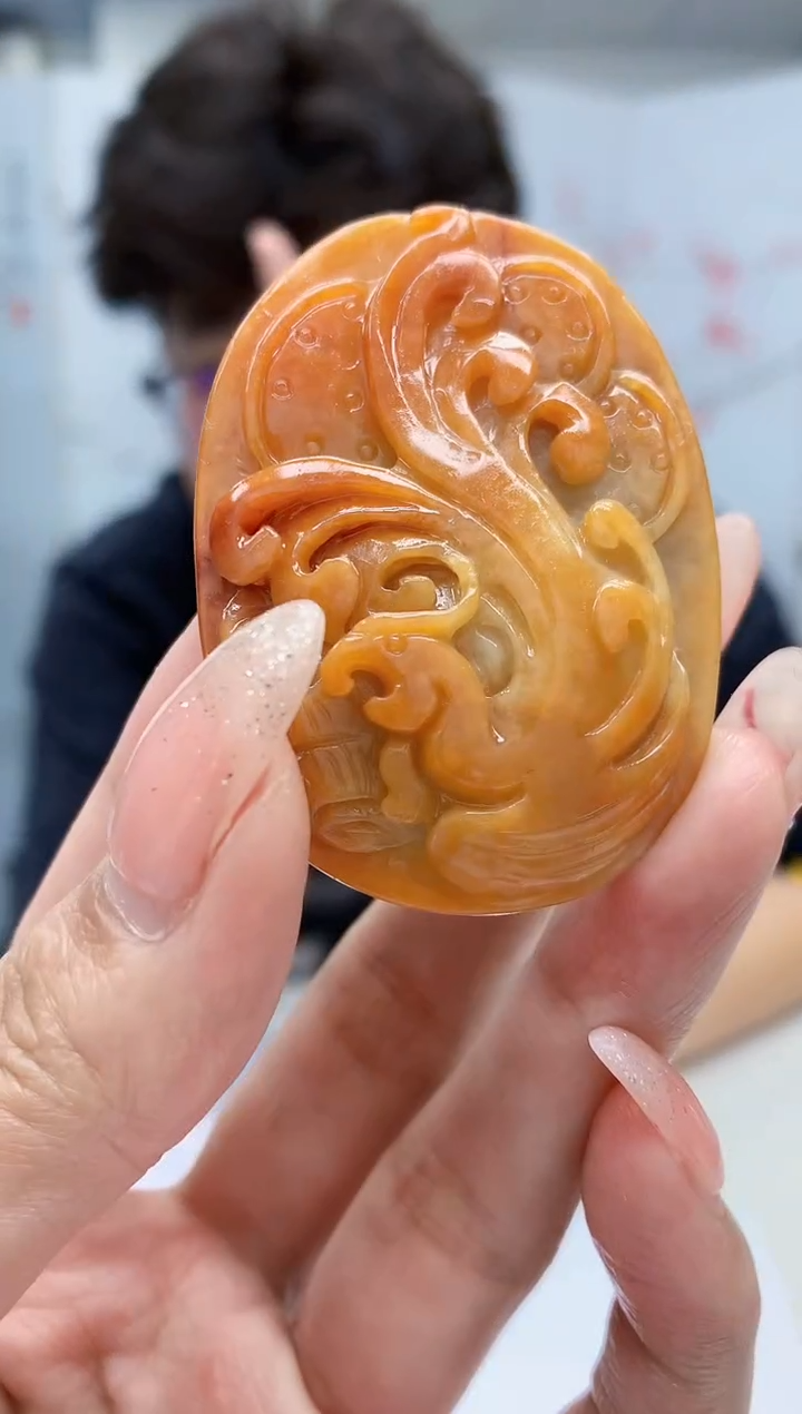 【闪购商品】定制翡翠未镶嵌4688MM-毛货挂件54