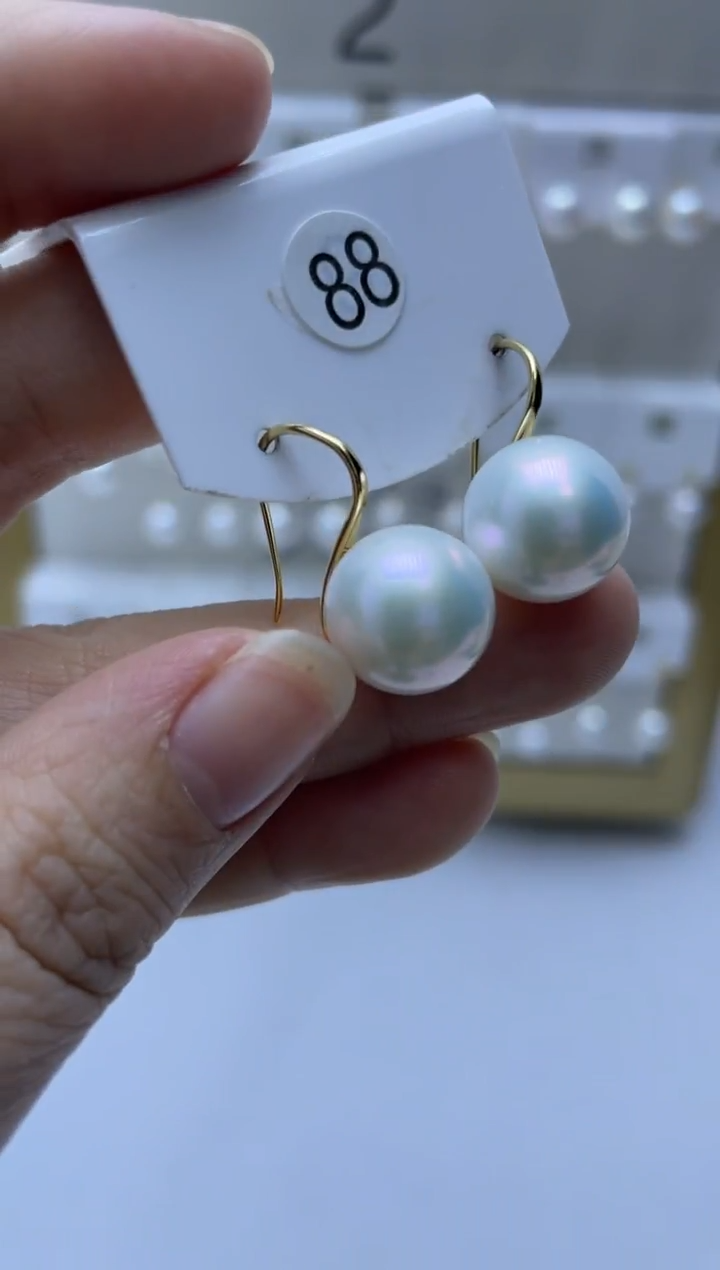 银S925镶嵌耳饰淡水珍珠88