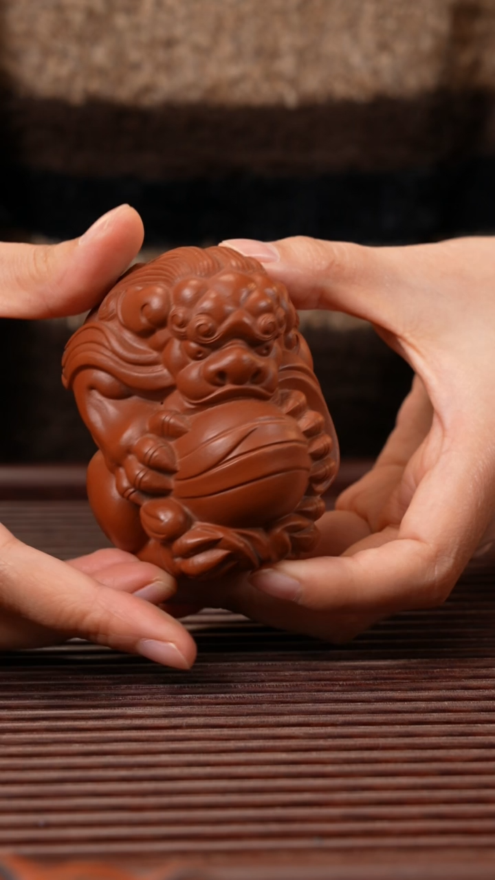 【闪购商品】紫砂茶宠朱泥瑞狮