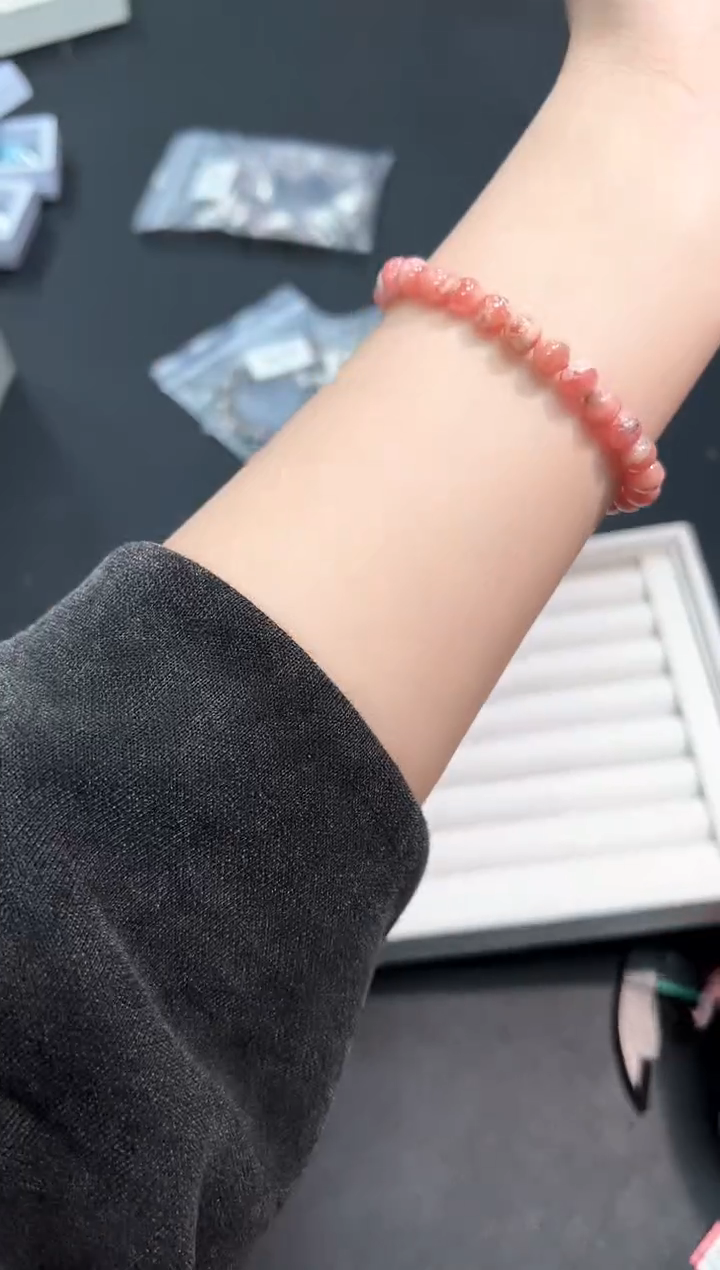 【闪购商品】菱锰矿（红纹石）手串未镶嵌37g多样性发其一/1条