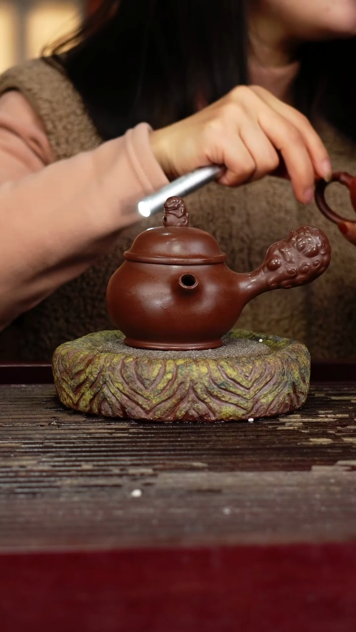 宜兴原矿紫砂壶茶壶宜兴原矿紫砂壶茶壶140C