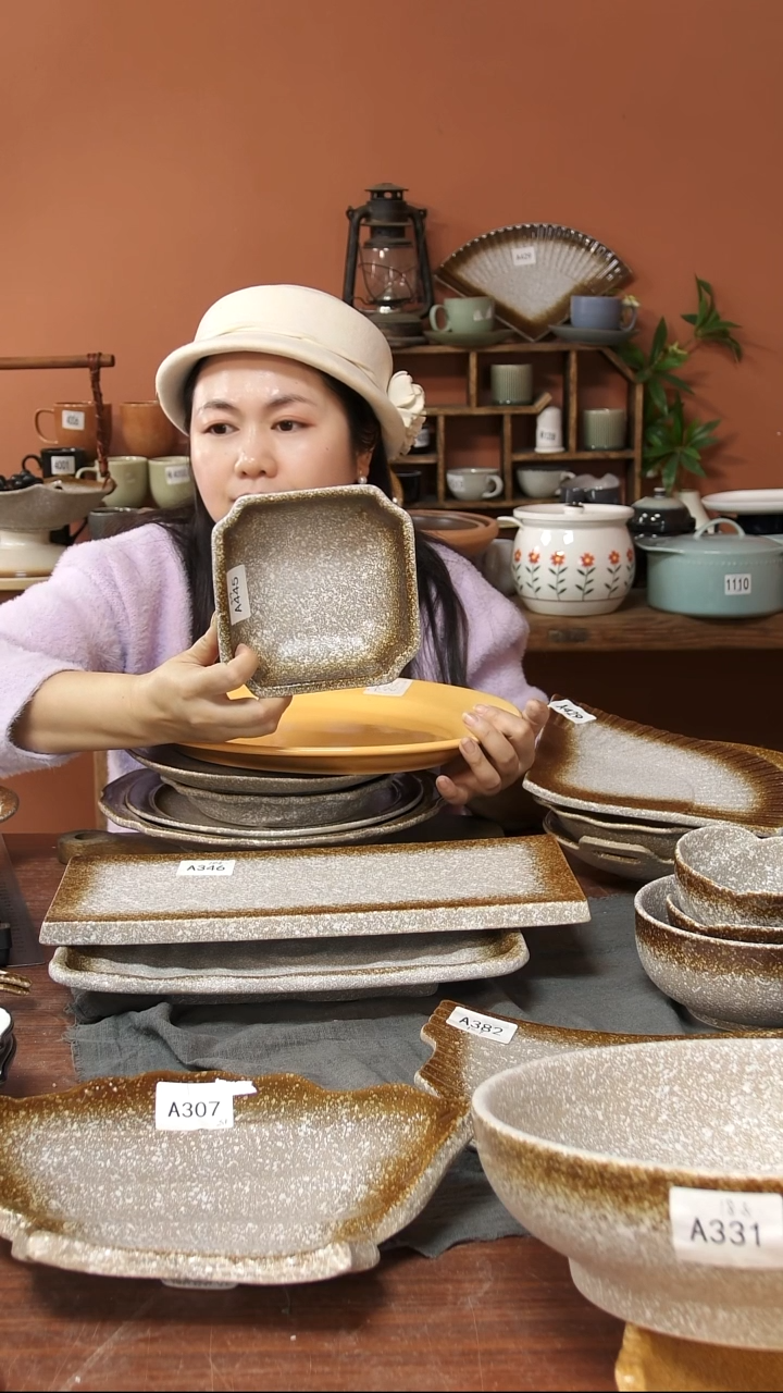 陶瓷A445 一只陶瓷粗陶八角方碗可能微瑕15*5