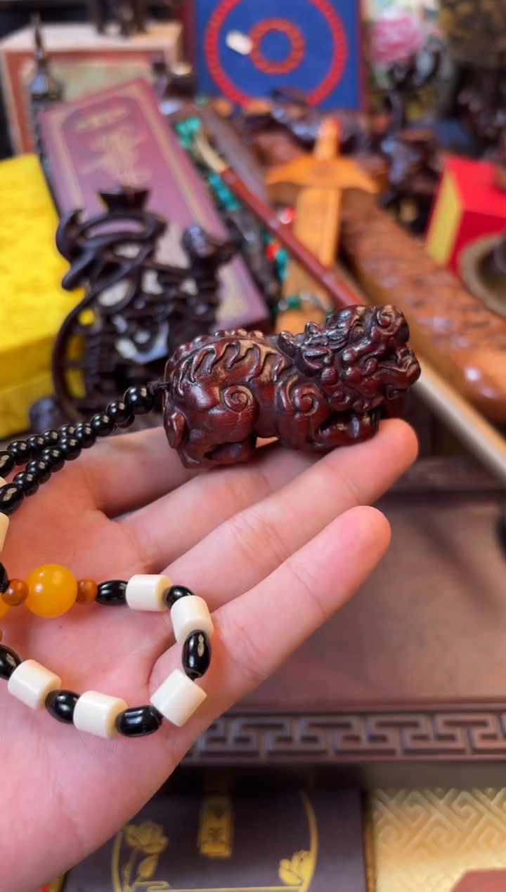 檀香紫檀（小叶紫檀）--------瓷--------424