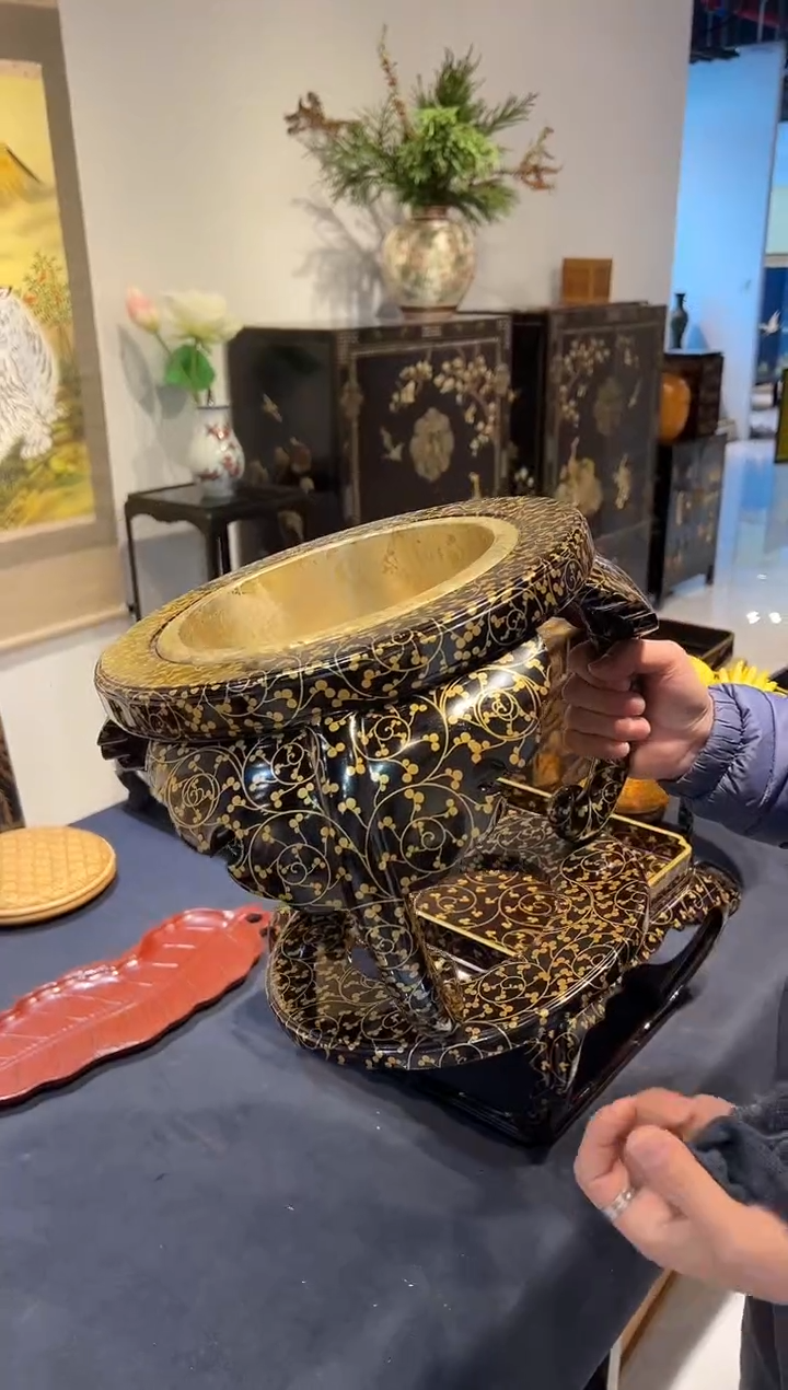 满金莳绘 鎏银火钵