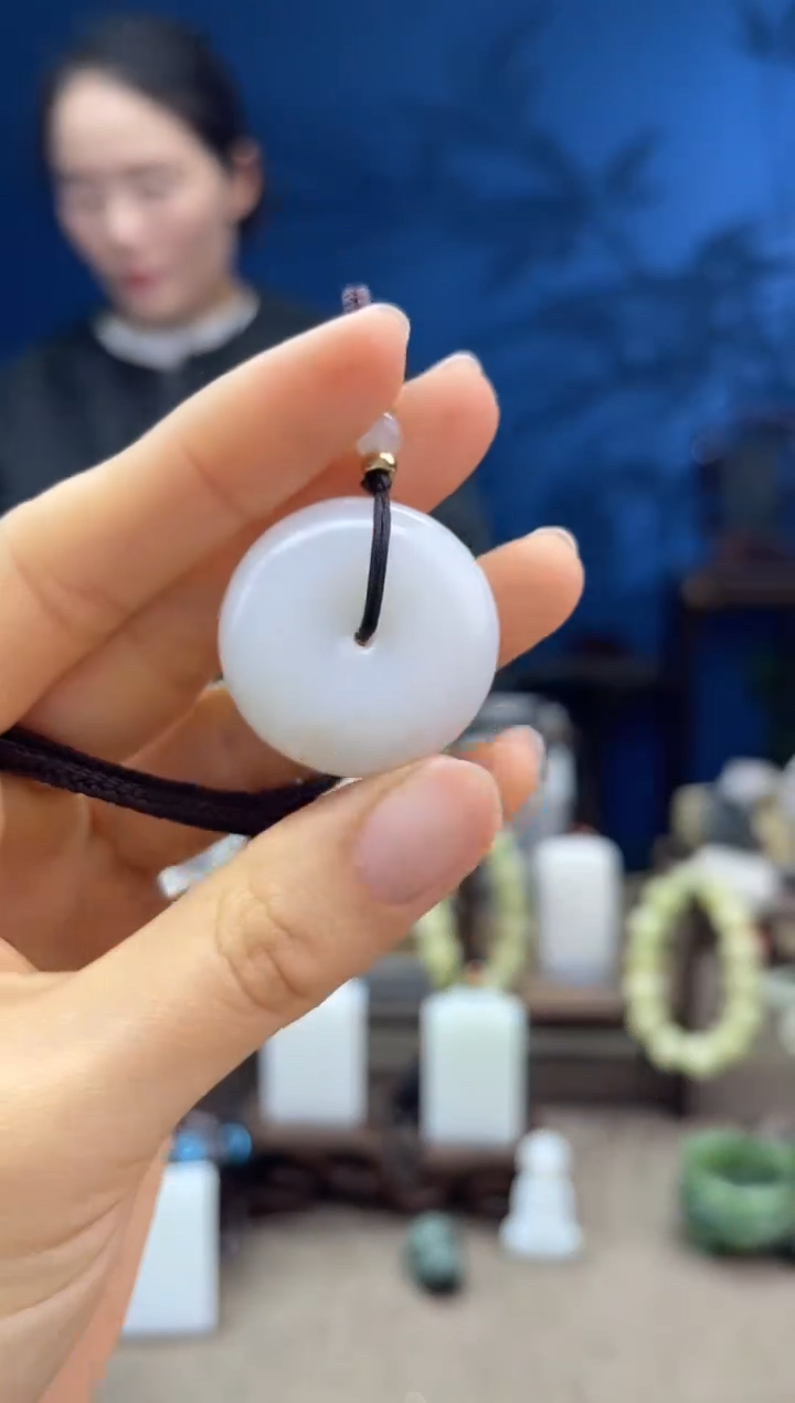 【闪购商品】和田玉颈饰未镶嵌1