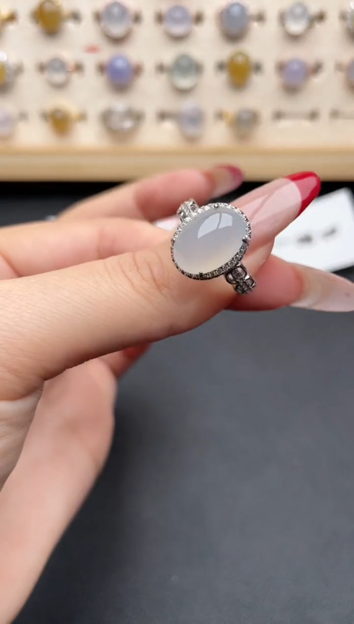 【闪购商品】翡翠戒指银S925镶嵌一物一证一礼盒