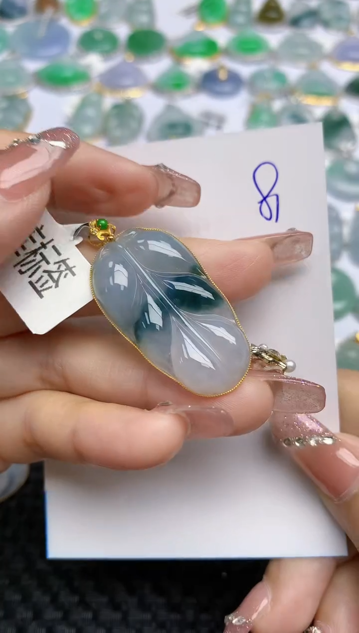 【闪购商品】翡翠颈饰18K金镶嵌天然A货翡翠 81