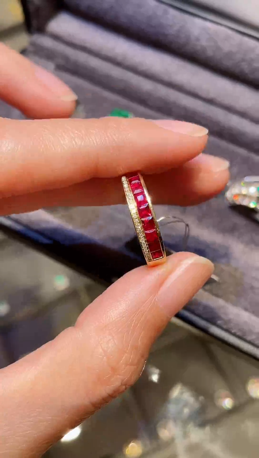 【闪购商品】红宝石戒指18K金镶嵌排戒