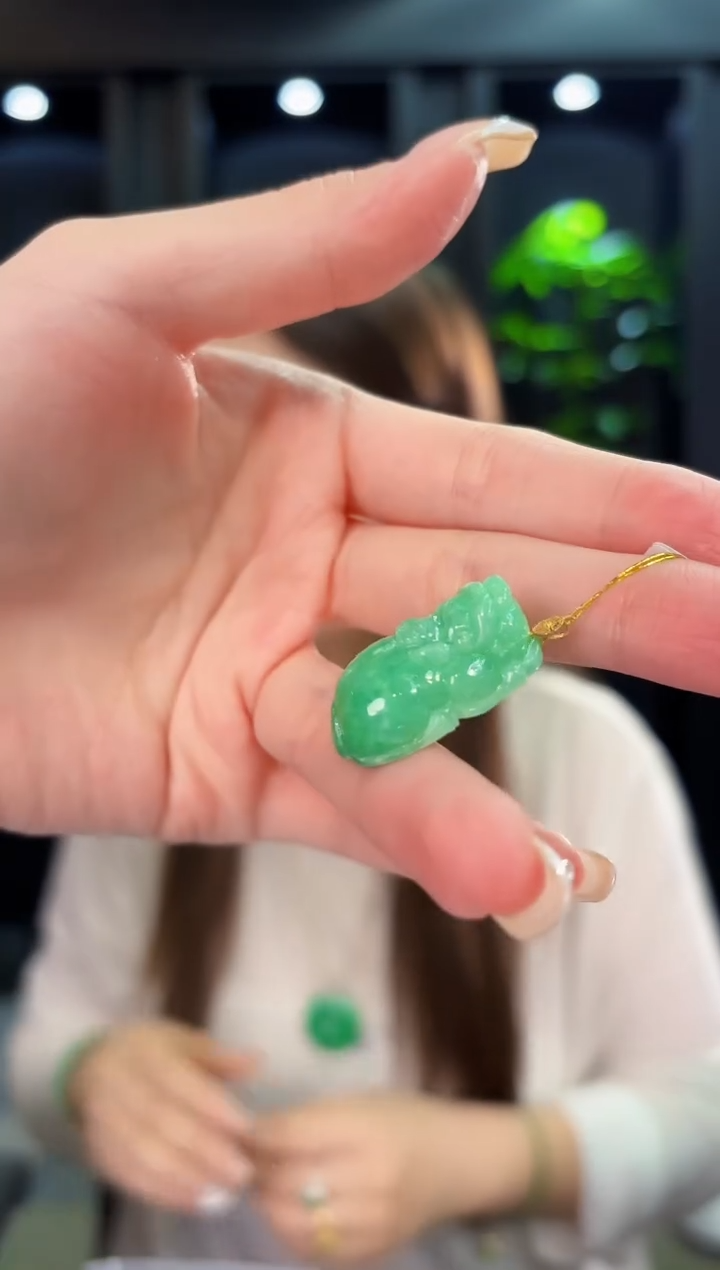 翡翠18K金镶嵌颈饰 缅料A货/支持复检/一件