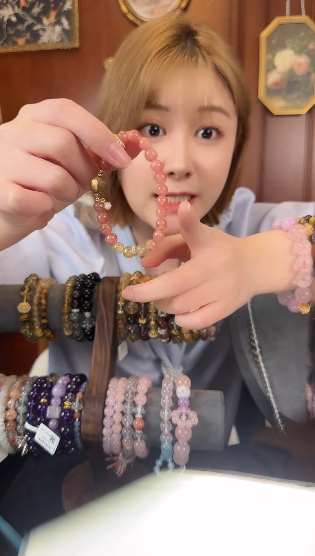 【闪购商品】水晶套链未镶嵌红纹石手串