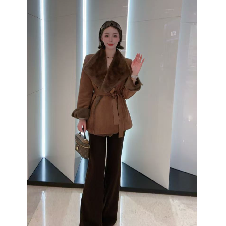 【有感】冬季气质高级感大翻领麂皮绒显瘦加厚外套女2296