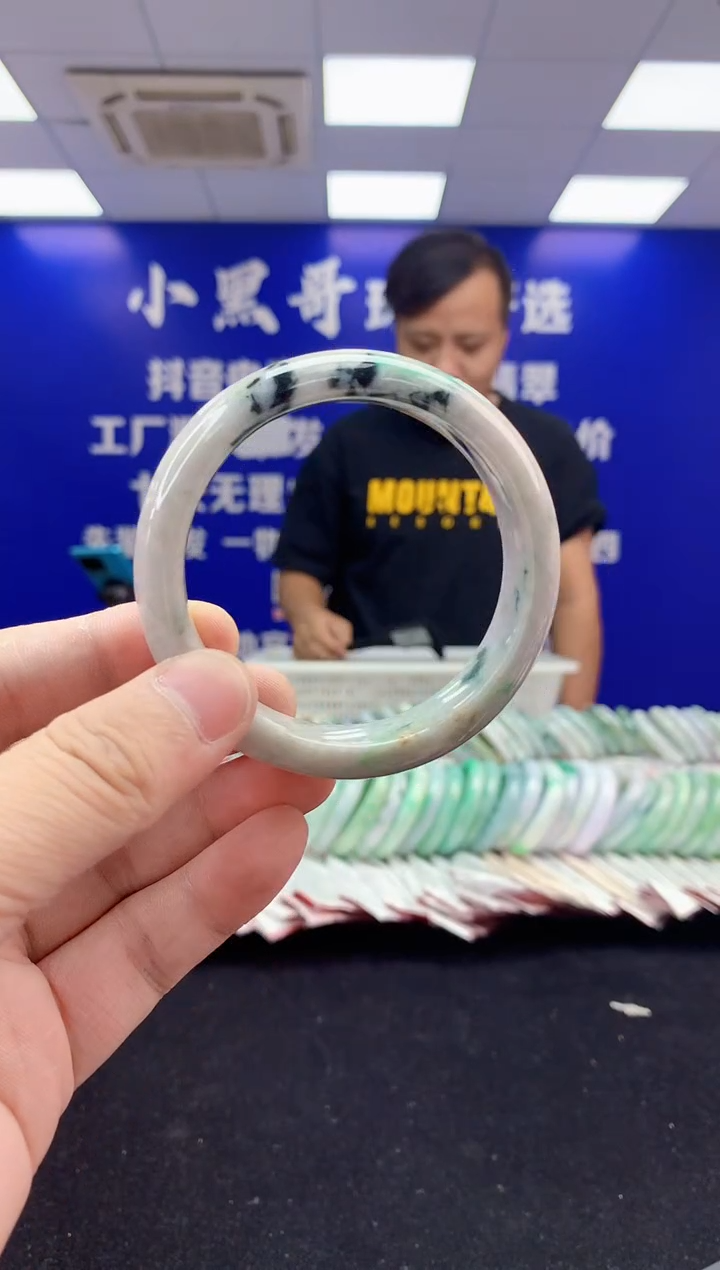 未镶嵌手镯翡翠AAAAAAAAAAAA