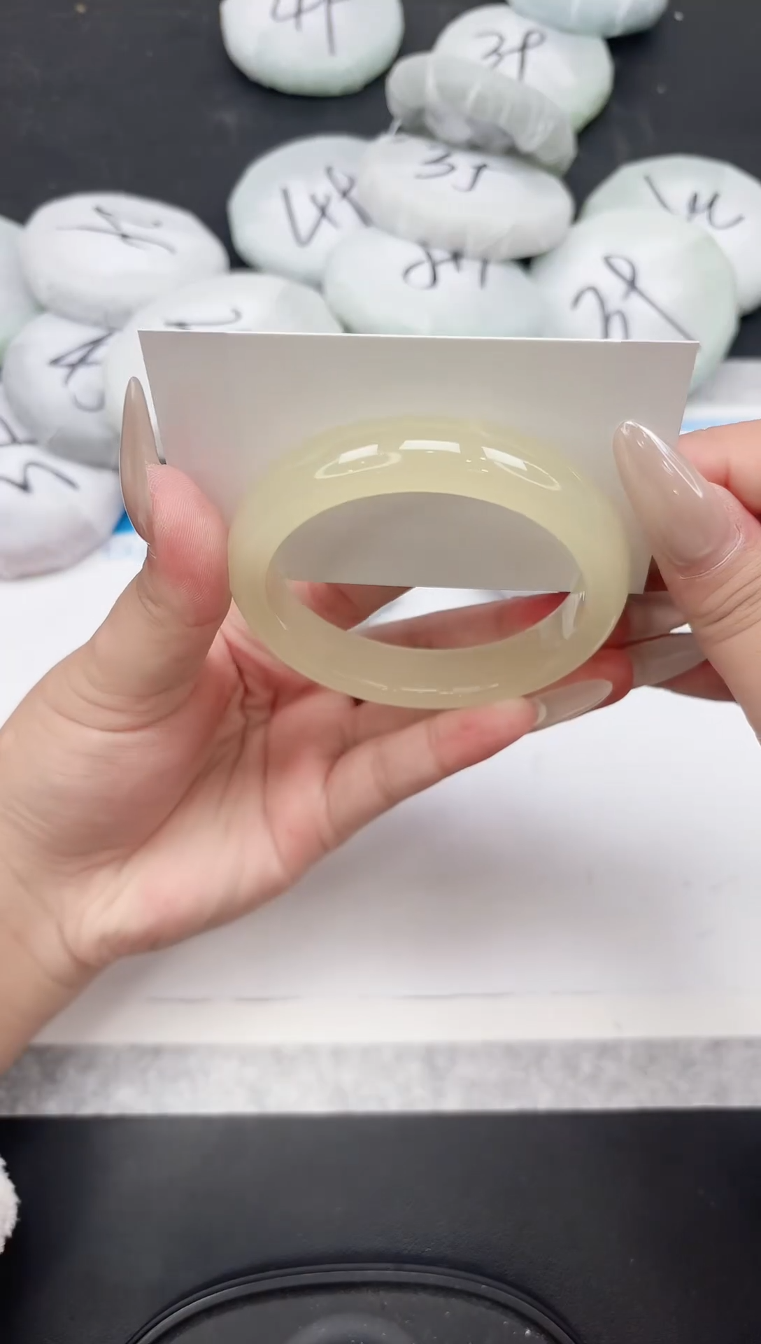 女款工艺手镯138-58.5