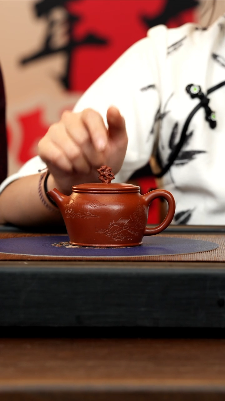 【闪购商品】紫砂茶壶LHQ 红泥 线瓦 220cc