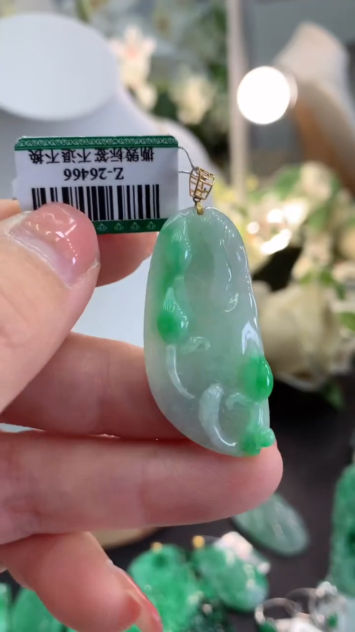 【闪购商品】翡翠吊坠(不含链)18K金镶嵌挂件