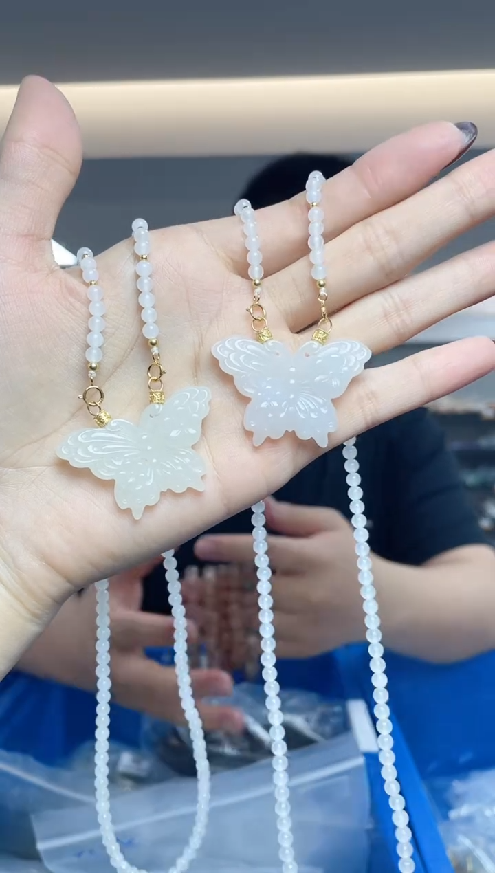 和田玉未镶嵌颈饰（多样性发一件）