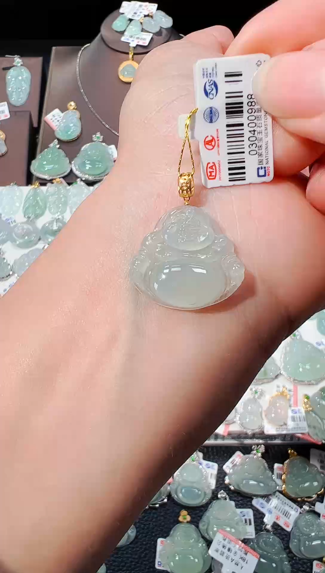 【闪购商品】翡翠吊坠(不含链)18K金镶嵌佛公吊坠988