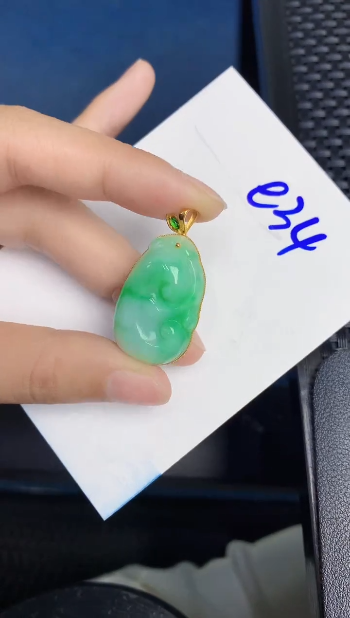 【闪购商品】翡翠颈饰18K金镶嵌000000000