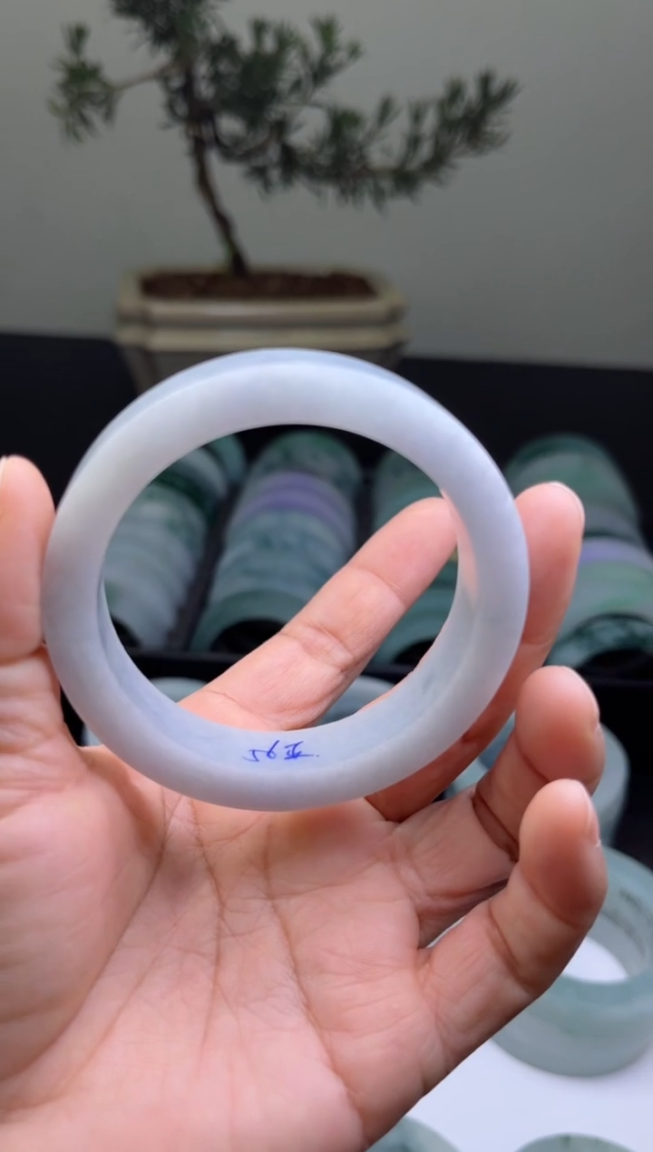 【闪购商品】翡翠手镯未镶嵌手镯