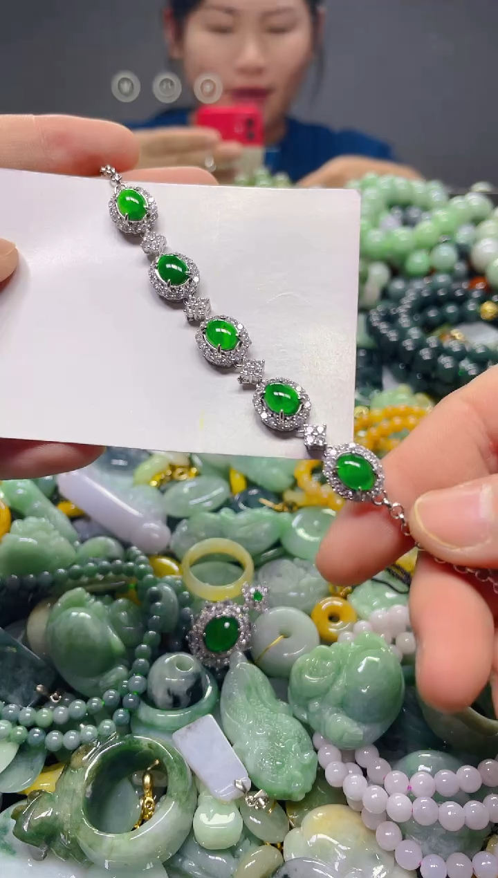 颈饰未镶嵌翡翠/B/翡翠A货，一件也是批发价