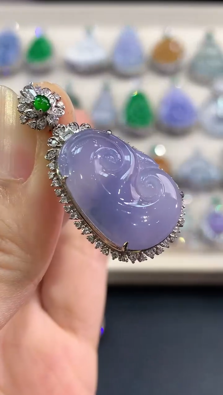 【闪购商品】翡翠吊坠(不含链)18K金镶嵌 C172有色差