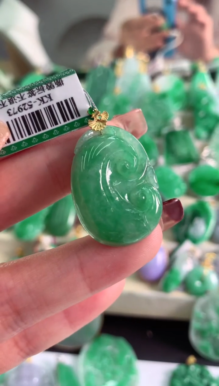 【闪购商品】翡翠吊坠(不含链)18K金镶嵌挂件
