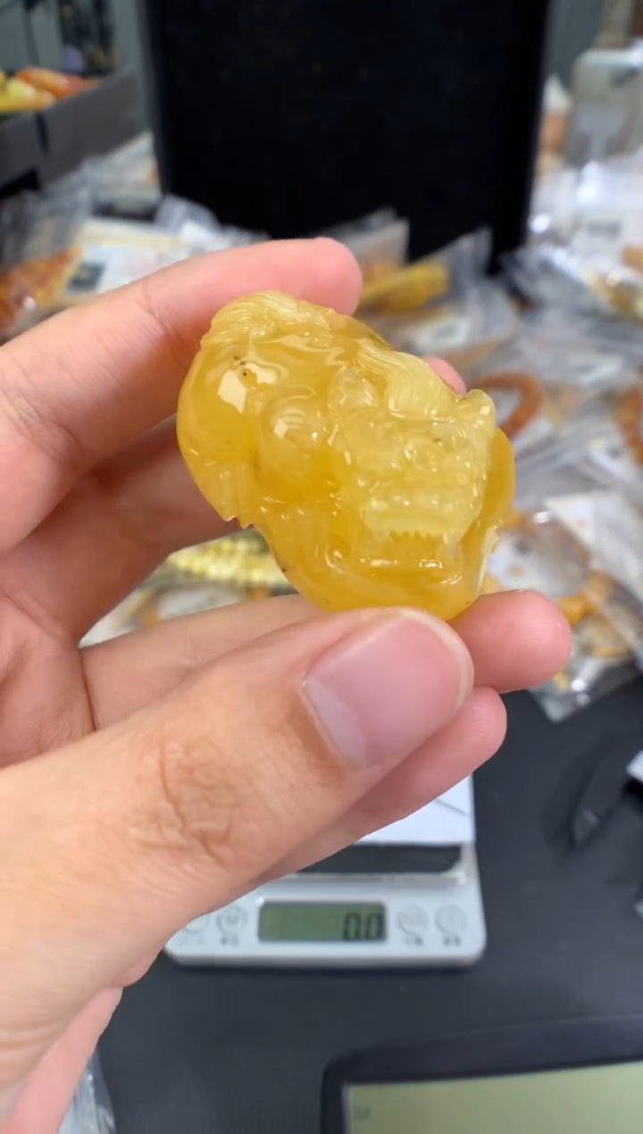 蜜蜡未镶嵌珠宝奇石1