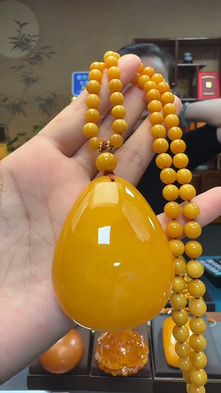 琥珀吊坠(赠链)未镶嵌天然保真蜜蜡水滴套装
