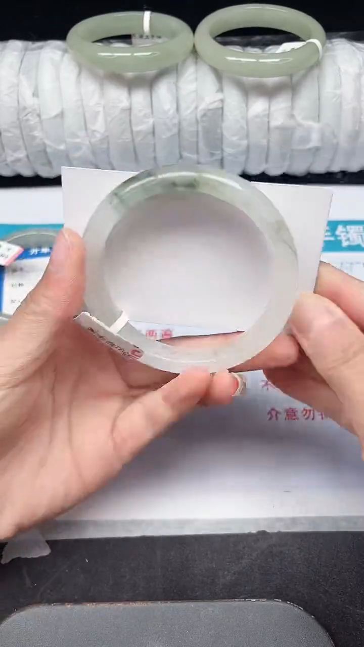 未镶嵌手镯石英质玉163-59/60