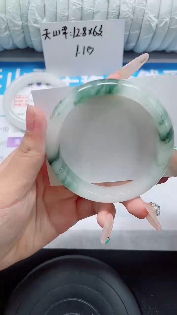 未镶嵌手镯石英质玉232-58/59