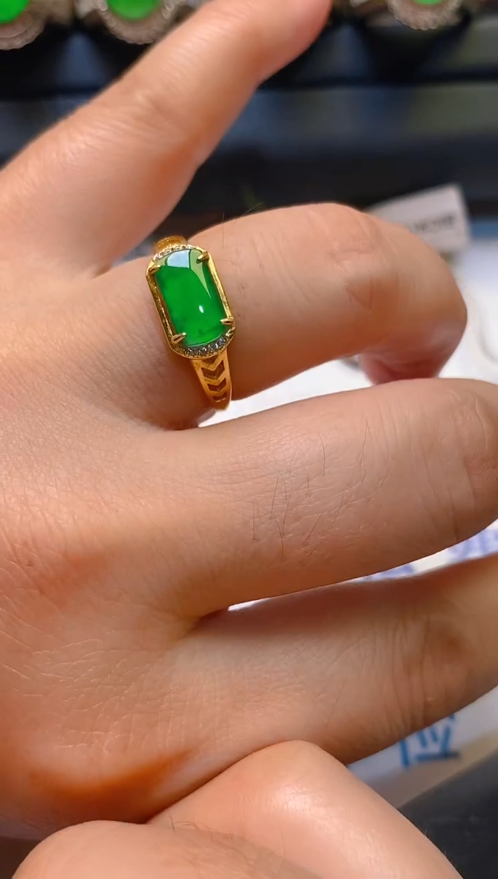 【闪购商品】翡翠耳饰银S925镶嵌天然A货翡翠1