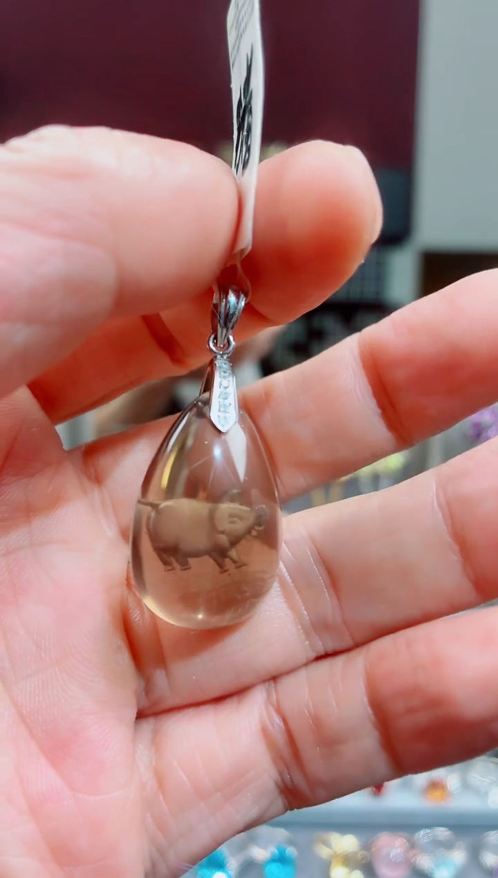 吊坠(不含链)未镶嵌水晶y****n水晶吊坠 猪